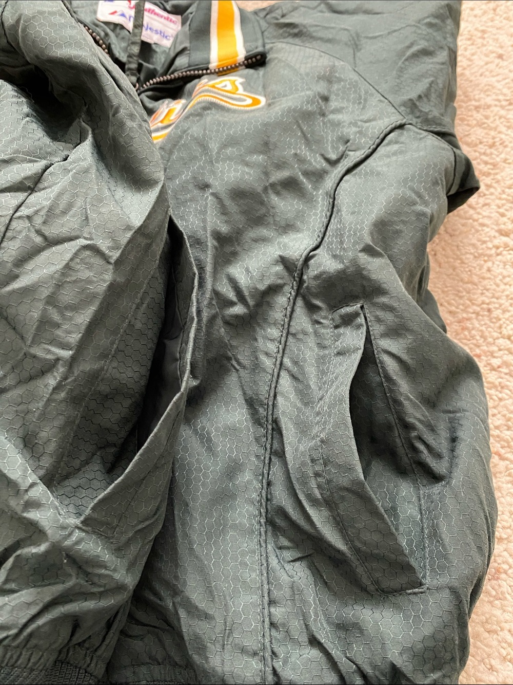 Vintage Majestic Oakland A’s Dugout Jacket. NWOT. L. - Picture 9 of 9